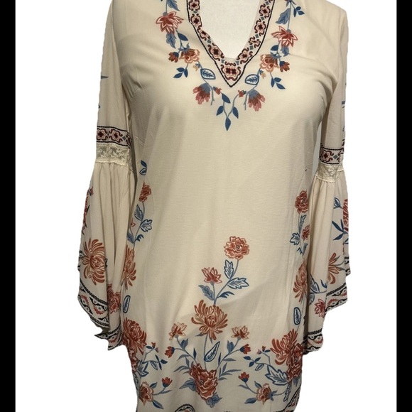 Flying Tomato Cream Dress with Red and Blue Accents - Picture 5 of 5